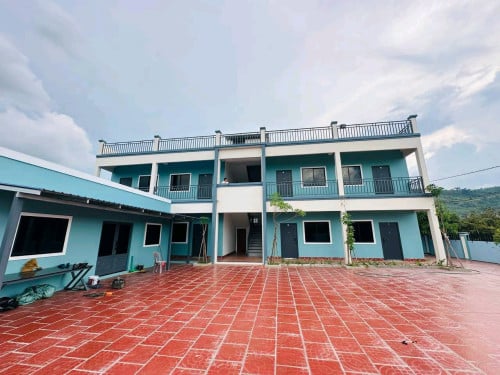 ដីនិងផ្ទះបែបលំហែរលក់បន្ទាន់:  នៅស្រុកទឹកឈូ ខេត្តកំពត