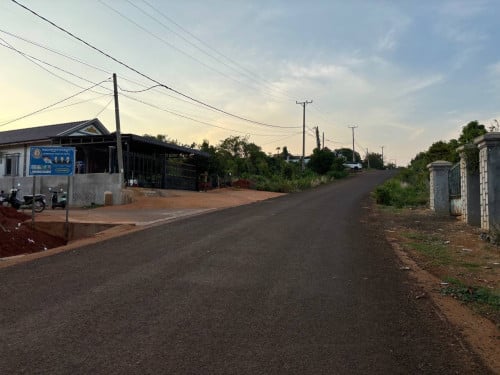 ដីលក់៣ឡូ ១៥ម៉ែត្រ
