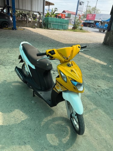 ម៉ូតូលក់