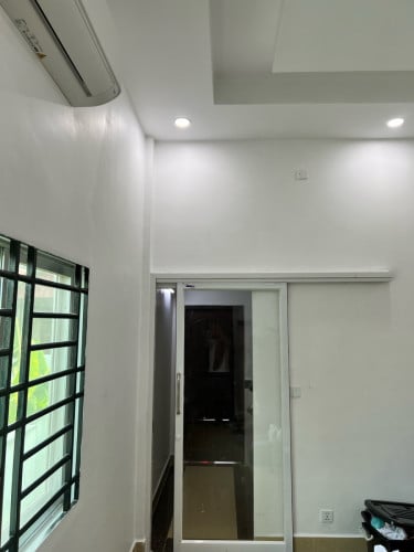 ផ្ទះ​លក់