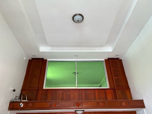 ផ្ទះ​លក់