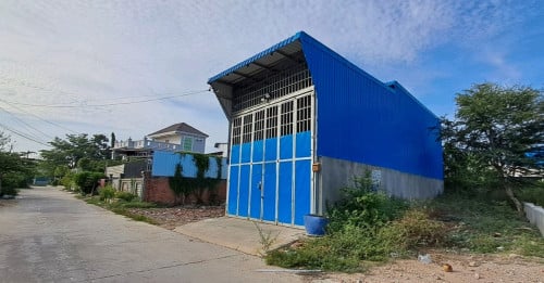 ឃ្លាំងសម្រាប់ជួលនៅចំការដូង ខណ្ឌដង្កោ!