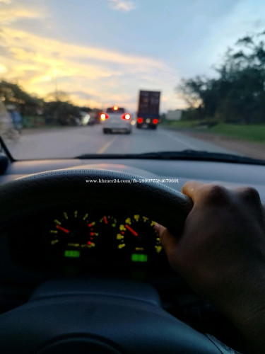 ឡានជួលជាថ្ងៃ
