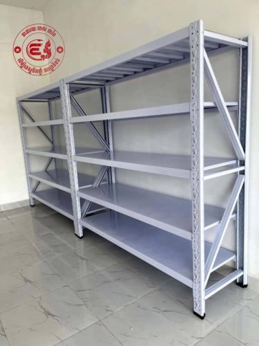 ធ្នើ ឃ្លាំង