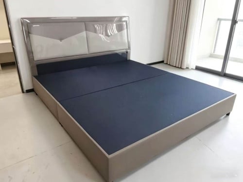 គ្រែទំនើប 1.8m