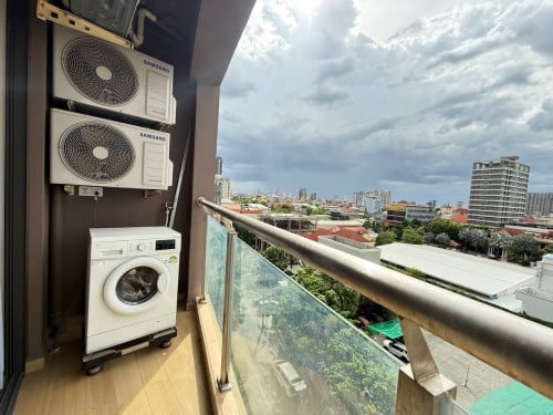 𝐅𝐨𝐫 𝐑𝐞𝐧𝐭: 3-Bedroom Apartment – Toul Kork Area