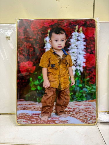 ស៊ុមរូបថតសុញកាល 30x40=12$