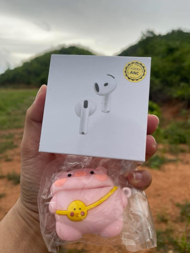 កាស AirPod 4 ANC