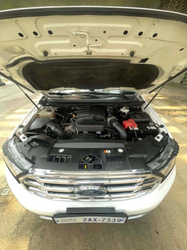 ឡានលក់ford Everest ឆ្នាំ2018ប្រភេទឡានថ្មីដាច់fullលក់32800$