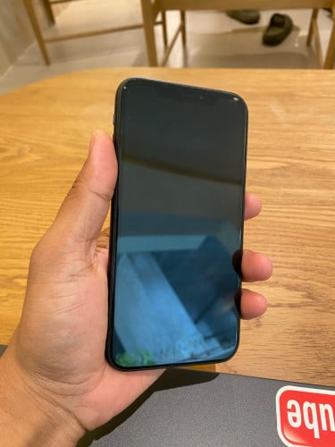 លក់ IPhone