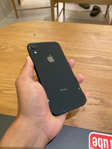 លក់ IPhone