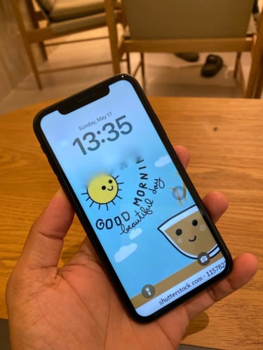 លក់ IPhone