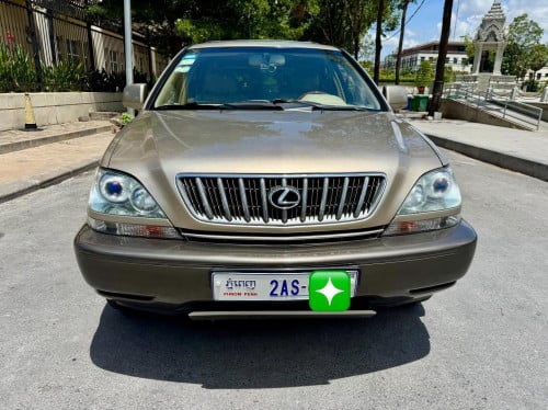 ស្តុកថ្មី Lexus RX300 2003 ប៉ុង1 ជាប្រភេទមេឡាន អត់បុក អត់ច្រេះ អត់កាត់ត ថ្មីទាំងក្រៅ ថ្មីទាំងក្នុង