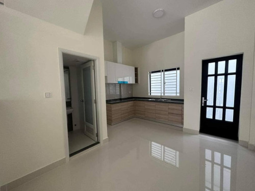 វិឡាកូនកាត់សម្រាប់ជួល | Link house LV For Rent