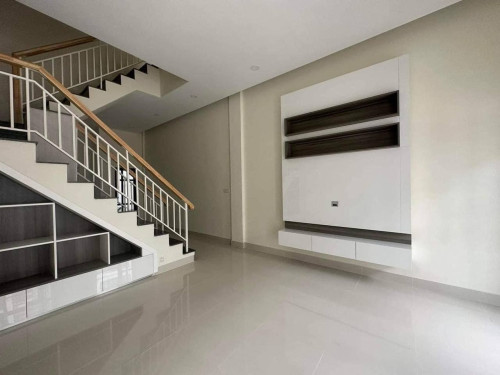 វិឡាកូនកាត់សម្រាប់ជួល | Link house LV For Rent