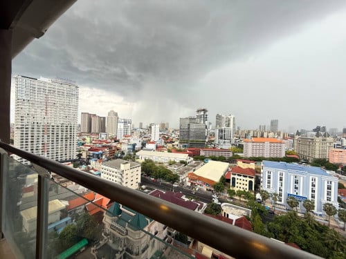 𝐅𝐨𝐫 𝐑𝐞𝐧𝐭: Modern 3BR Apartment – Toul Kork Area