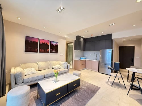 𝐅𝐨𝐫 𝐑𝐞𝐧𝐭: Modern 3BR Apartment – Toul Kork Area