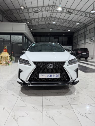 លក់​ RX200T 018 F-Sport ប៉ុង2​ ថ្នាំ​សុីនមួយជុំ​ ម្ចាស់ដេីម​ផ្ទាល់​