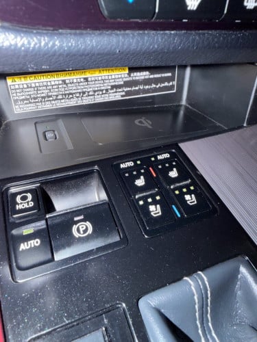 លក់​ RX200T 018 F-Sport ប៉ុង2​ ថ្នាំ​សុីនមួយជុំ​ ម្ចាស់ដេីម​ផ្ទាល់​