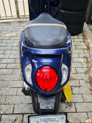 លក់ scoopy 2021 smart key មានពន្ធ ត្រឹមត្រូវ