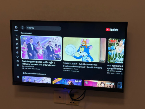 📺 ឱកាសពិសេស! Smart TV 32" ម៉ូឌែលថ្មី រូបរាងស្តើងស្អាត ទាន់សម័យ