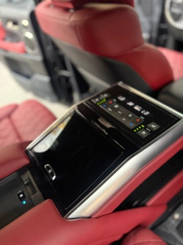 🔥Lexus570 016🆙Kuru ក្នុងឈឺរីកៅអុីVIP អត់បុកប៉ះ ម៉ាសុីនប្រអប់លេខអ៊ែម