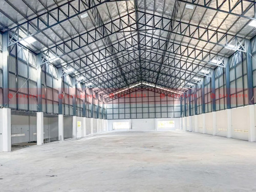 1175 Sqm Warehouse For Lease On A Major Business Road In Chroy Changvar