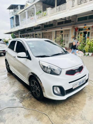 2012full fsport បេីកដំបូល