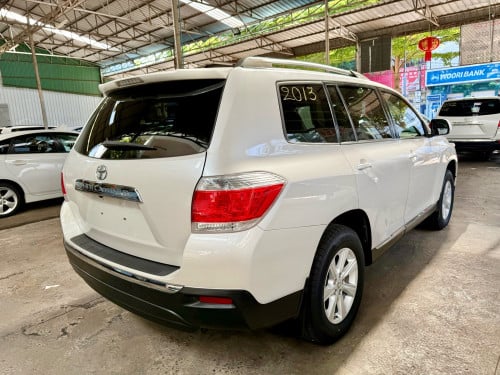 2013 Highlander 4 Cylinders 2.7L