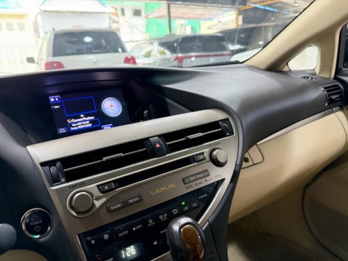 2013 Lexus 450h full Option ( ក្រដាស់ពន្ធ)