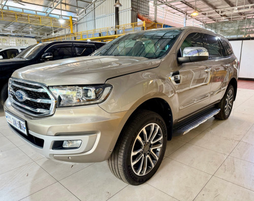 2016 Ford Everest 3.2 ម្ចាស់ដើមទិញថ្មីខ្លាញ់គោថ្នាំសុីនមួយជុំ