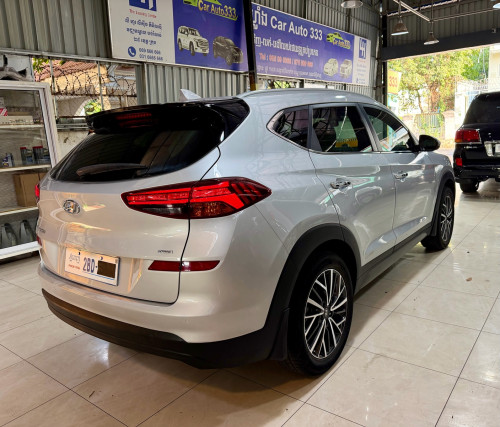 2019 Hyundai Tucson ម្ចាស់ដើមទិញថ្មីខ្លាញ់គោ V4សាំង2.0