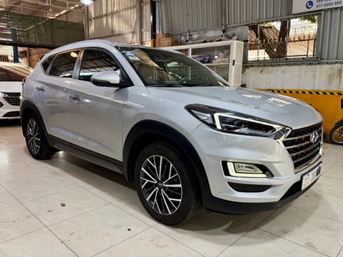 2019 Hyundai Tucson ម្ចាស់ដើមទិញថ្មីខ្លាញ់គោ V4សាំង2.0