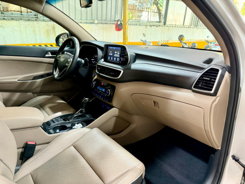 2019 Hyundai Tucson ម្ចាស់ដើមទិញថ្មីខ្លាញ់គោ V4សាំង2.0