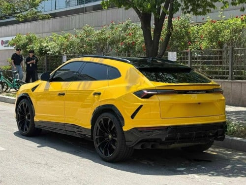 2019 Lamborghini Urus តម្លែពិសេស ✨