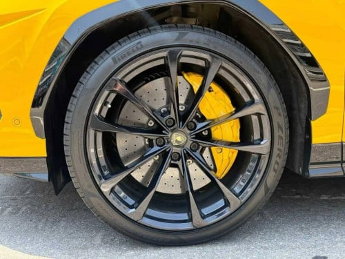 2019 Lamborghini Urus តម្លែពិសេស ✨