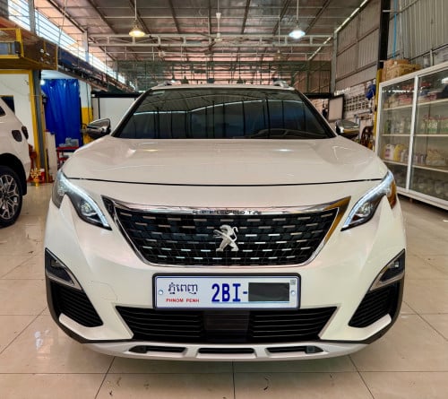 2019 Peugeot 3008 Full Option កៅអីចុចសងខាង