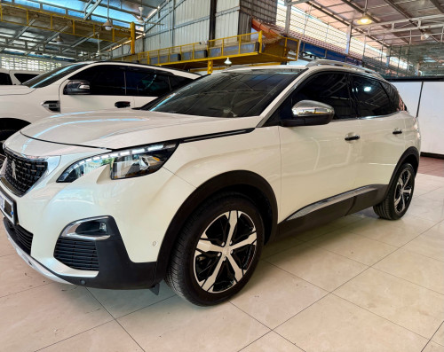 2019 Peugeot 3008 Full Option កៅអីចុចសងខាង