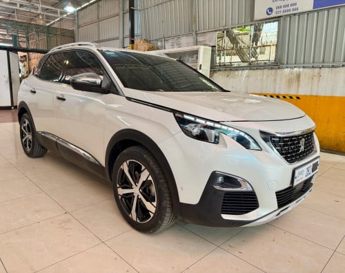 2019 Peugeot 3008 Full Option កៅអីចុចសងខាង