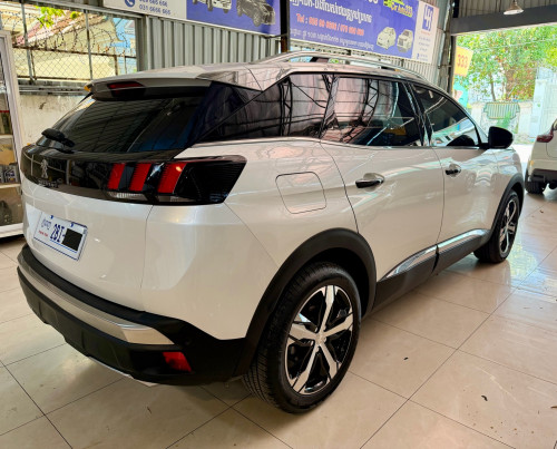 2019 Peugeot 3008 Full Option កៅអីចុចសងខាង