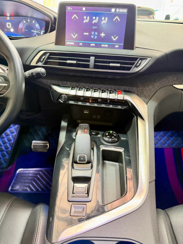 2019 Peugeot 3008 Full Option កៅអីចុចសងខាង