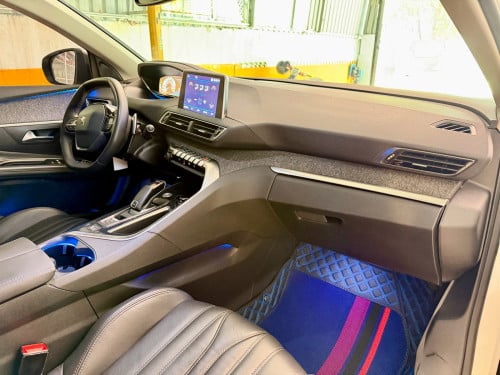 2019 Peugeot 3008 Full Option កៅអីចុចសងខាង