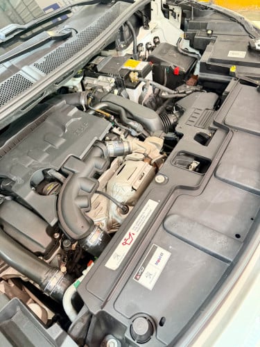2019 Peugeot 3008 Full Option កៅអីចុចសងខាង