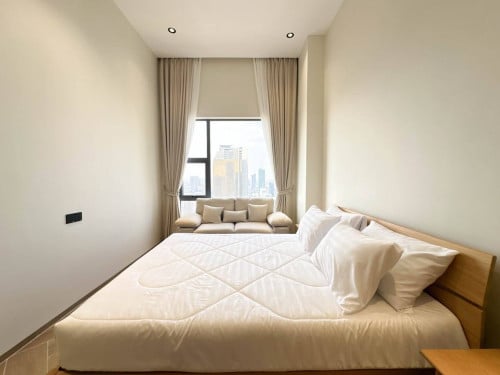 3 bed for rent $2,000 - Bkk1