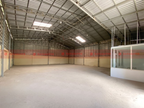 300 Sqm Warehouse For Lease On A Concrete Road In Pur Senchey Area