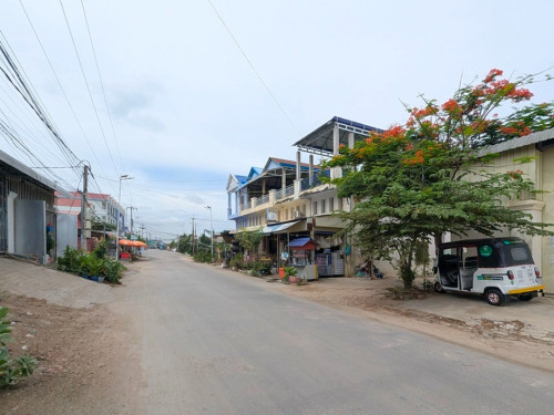 300 Sqm Warehouse For Lease On A Concrete Road In Pur Senchey Area