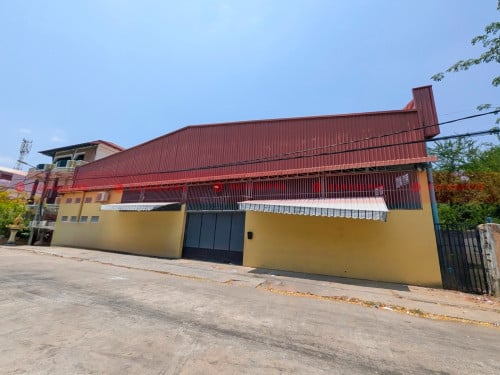 480 Sqm Warehouse For Lease On A Sub-Concrete Road In Tuol Kork Area