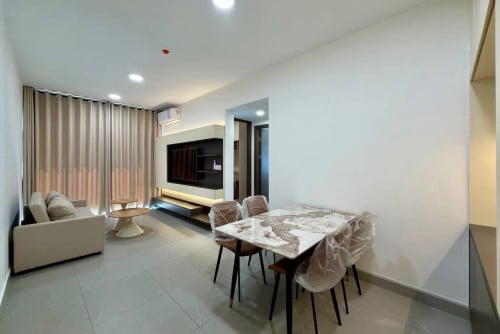 60M Road Urban Village 2 Bedrooms Condo for Ren