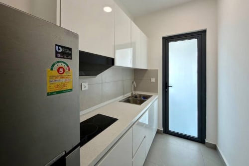 60M Road Urban Village 2 Bedrooms Condo for Ren