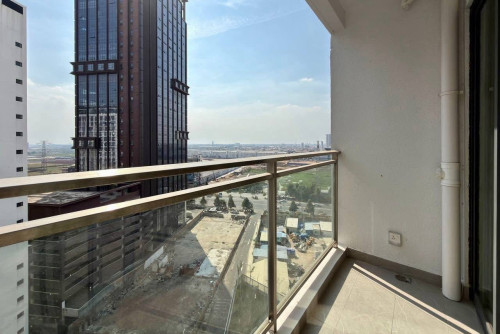 60M Road Urban Village 2 Bedrooms Condo for Ren